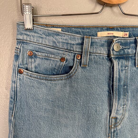Levi's Wedgie Premium Denim Straight Leg Jeans Women's Size 28 High Waist Button - Picture 5 of 14